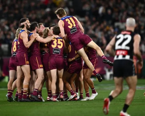 Brisbane Crush Collingwood to Claim Championship Showdown Against Geelong
